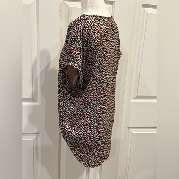 Max Studio Printed Faux Wrap Blouse Black Red Ivory Short Sleeve Size S - Picture 9 of 10